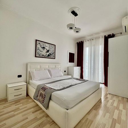 Spiranca Downtown Comfort Leilighet Tiranë Eksteriør bilde