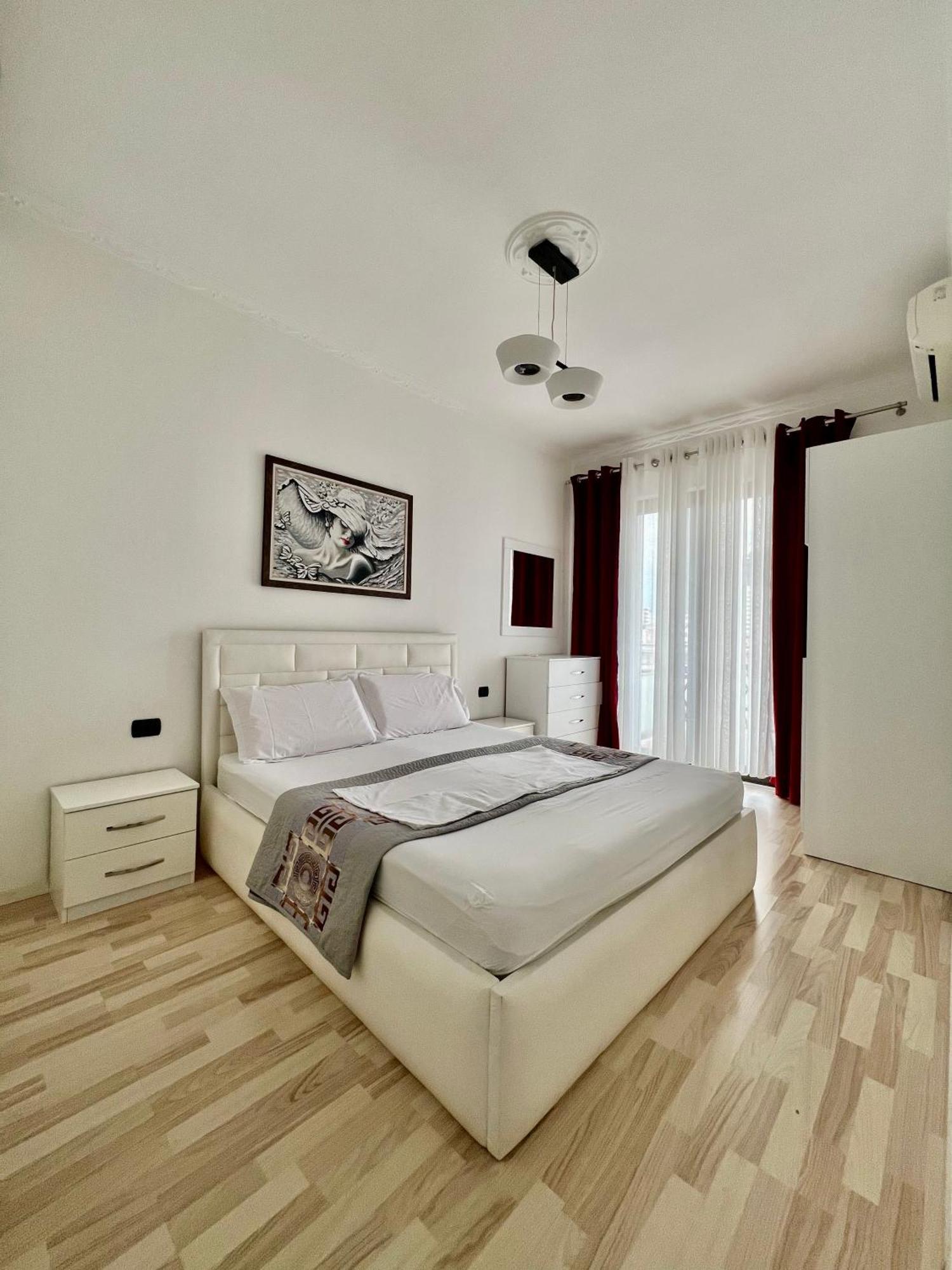 Spiranca Downtown Comfort Leilighet Tiranë Eksteriør bilde