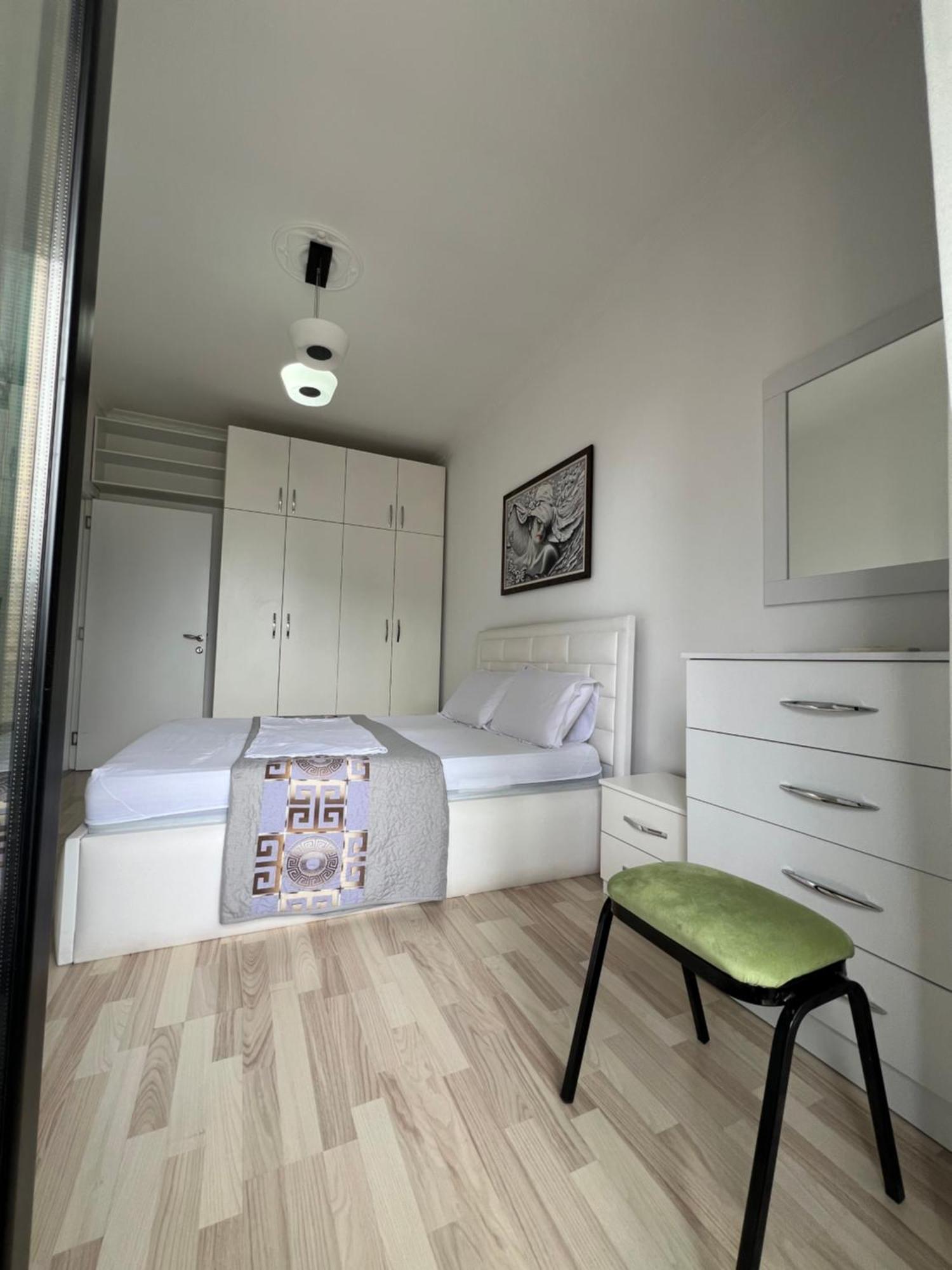 Spiranca Downtown Comfort Leilighet Tiranë Eksteriør bilde